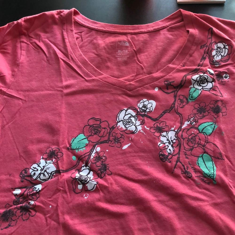 The North Face tee. Size XL
